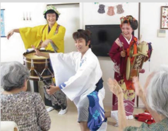 ちんどん回遊の写真